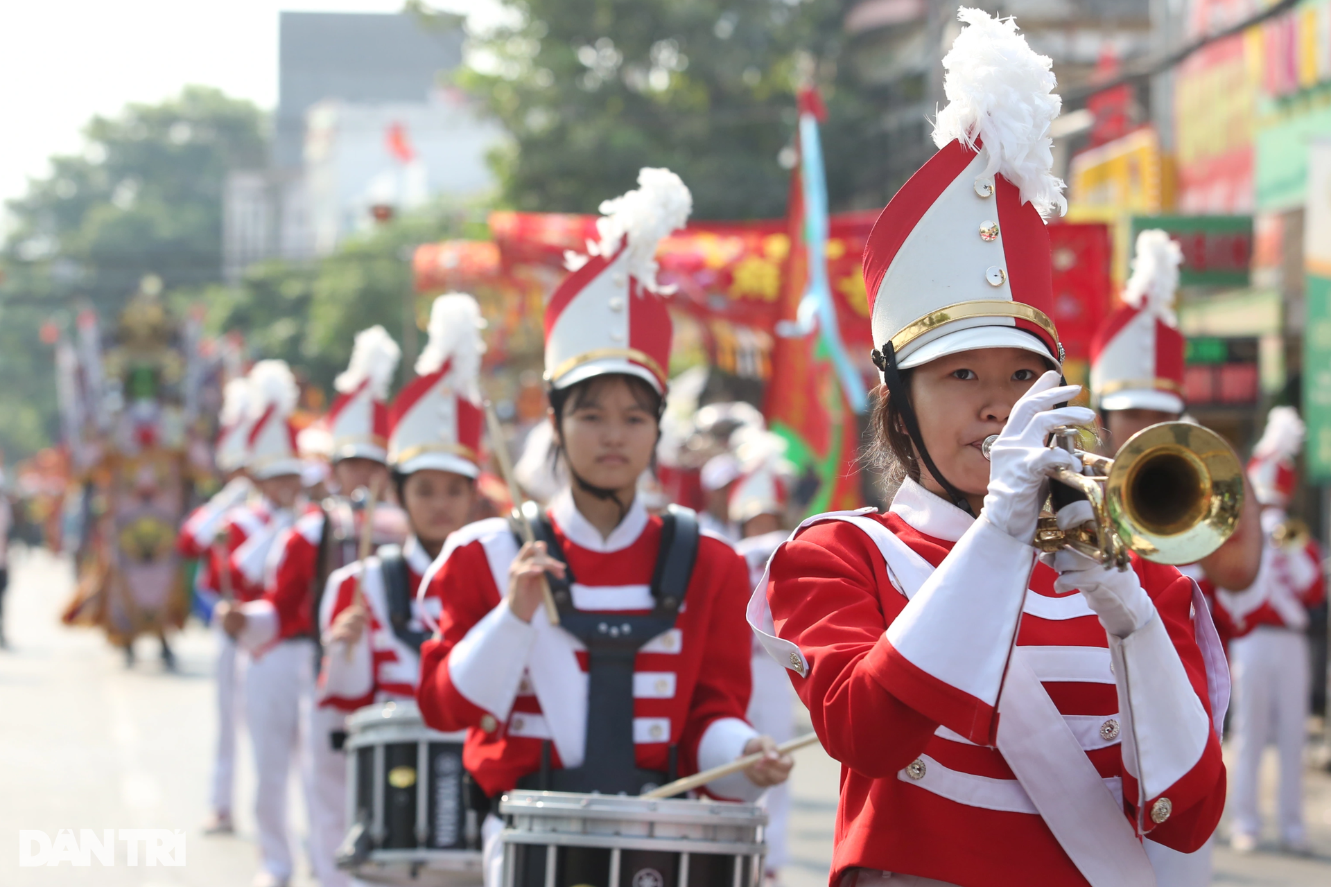 Người dân hóa trang thần tiên, diễu hành lễ nghinh thần độc đáo ở Biên Hòa - 5 Người dân hóa trang thần tiên, diễu hành lễ nghinh thần độc đáo ở Biên Hòa - 5