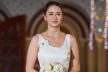 "Mỹ nhân đẹp nhất Philippines" bất ngờ diện váy của nhà mốt Việt