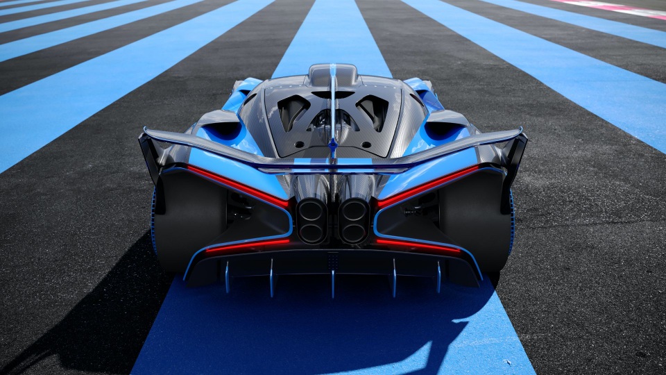 Siêu phẩm Bugatti Bolide ra mắt, gây sửng sốt với tốc độ trên 500 km/h - 2 Siêu phẩm Bugatti Bolide ra mắt, gây sửng sốt với tốc độ trên 500 km/h - 2