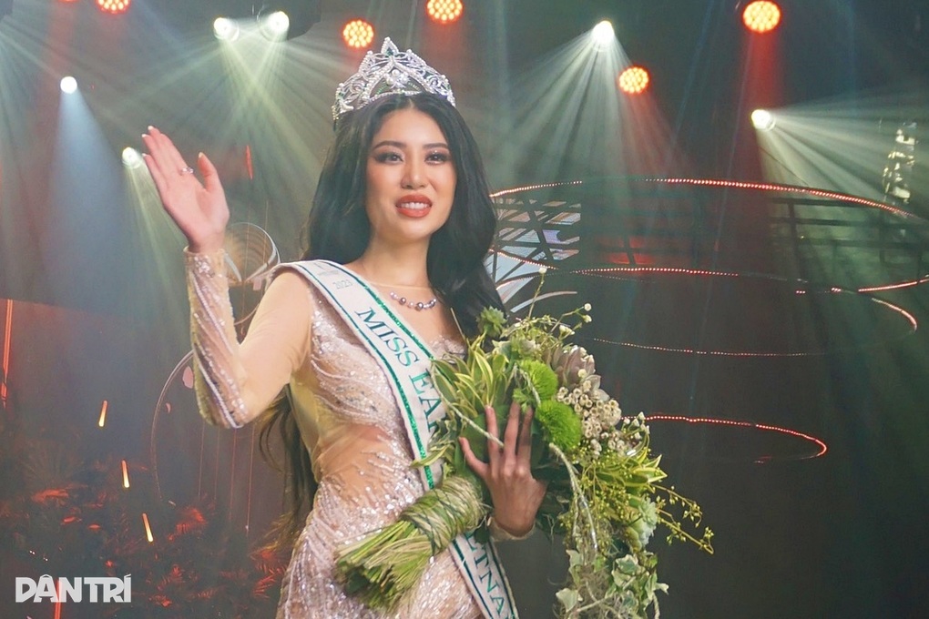 Người đẹp Việt kiều 26 tuổi đăng quang Miss Earth Vietnam 2023 - 1 Người đẹp Việt kiều 26 tuổi đăng quang Miss Earth Vietnam 2023 - 1