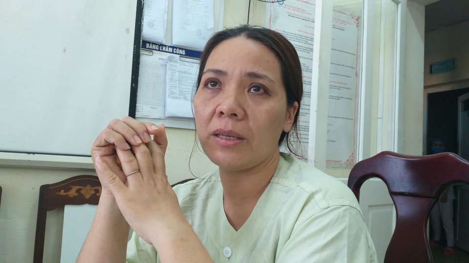 Xót thương cảnh cháu bé 9 tuổi bị xuất huyết não nằm bất động trên giường - 2 Xót thương cảnh cháu bé 9 tuổi bị xuất huyết não nằm bất động trên giường - 2