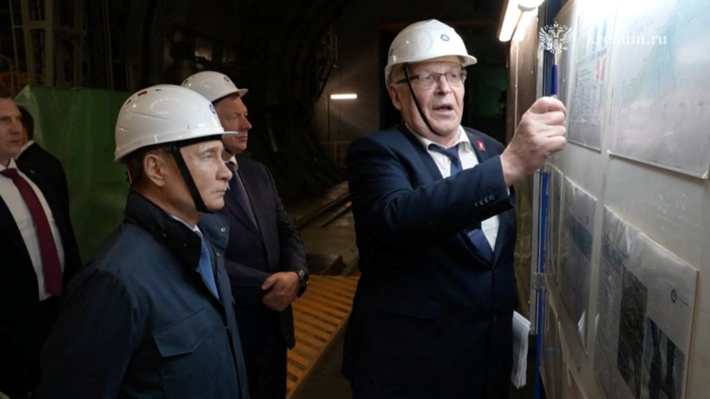 Ukraine đốt nóng mặt trận Kursk, Tổng thống Putin chỉ đạo khẩn - 1 Ukraine đốt nóng mặt trận Kursk, Tổng thống Putin chỉ đạo khẩn - 1