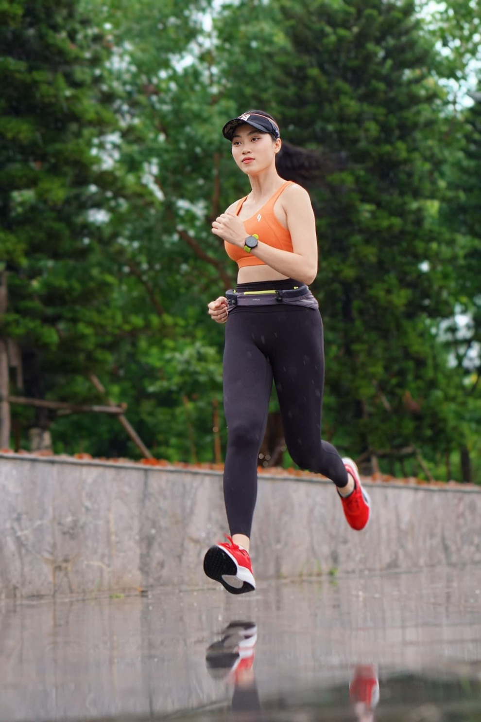 Hoa hậu Thể thao Đoàn Thu Thủy nói về việc im ắng 2 năm qua - 3 Hoa hậu Thể thao Đoàn Thu Thủy nói về việc im ắng 2 năm qua - 3