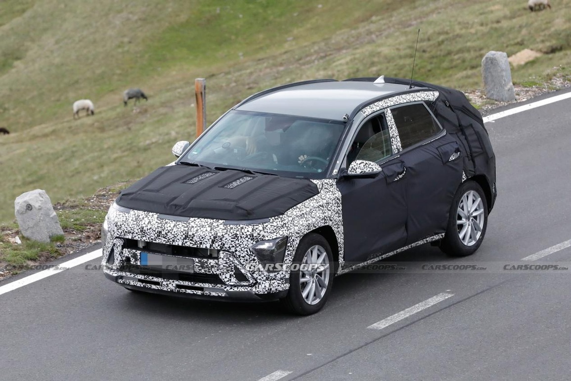 Hyundai Kona 2024 hé lộ thiết kế táo bạo nhưng khó về Việt Nam - 6 Hyundai Kona 2024 hé lộ thiết kế táo bạo nhưng khó về Việt Nam - 6