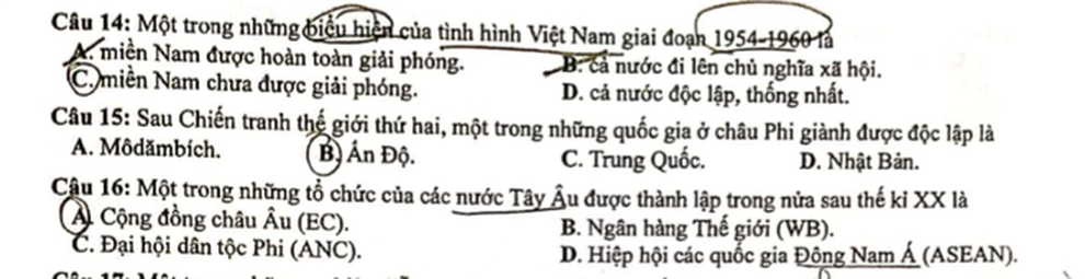 Khó tin nhiều thí sinh cùng sai câu hỏi sơ đẳng trong đề thi môn Lịch sử - 2 Khó tin nhiều thí sinh cùng sai câu hỏi sơ đẳng trong đề thi môn Lịch sử - 2