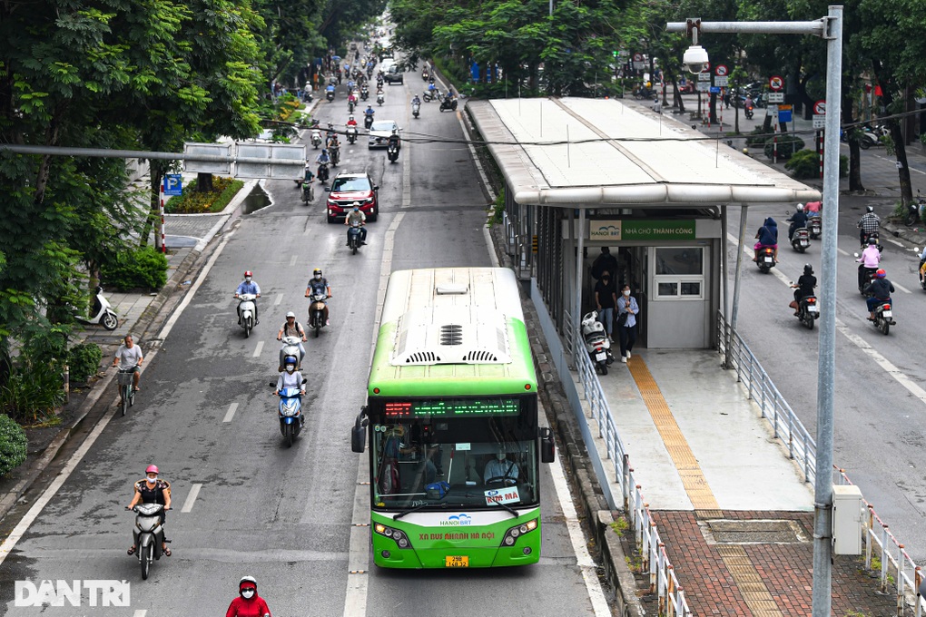 Hà Nội sẽ thay buýt nhanh BRT bằng đường sắt đô thị - 1