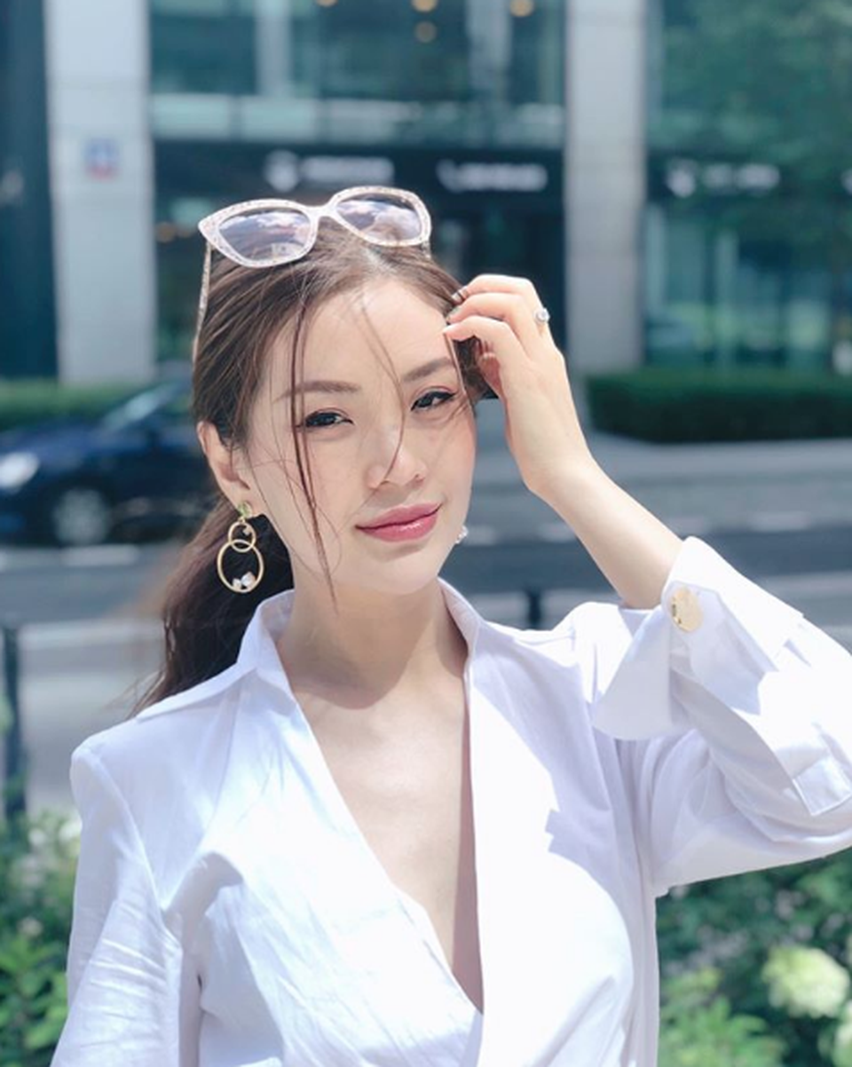 Á hậu Diễm Trang cảm ơn Đại sứ quán Ba Lan vì “sự tử tế” trong đại dịch - 1 Á hậu Diễm Trang cảm ơn Đại sứ quán Ba Lan vì “sự tử tế” trong đại dịch - 1