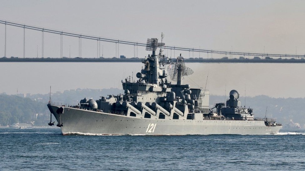 Nga dập tắt lửa trên chiến hạm Ukraine tuyên bố đã bắn tên lửa phá hủy - 1 Nga dập tắt lửa trên chiến hạm Ukraine tuyên bố đã bắn tên lửa phá hủy - 1