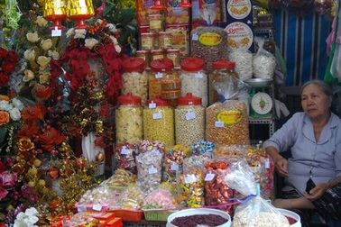 Cuối năm, buôn bán ế ẩm