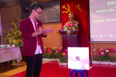 Sản phẩm "bật, tắt điện bằng tiếng vỗ tay" của học sinh được trường đầu tư trăm triệu đồng