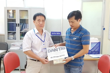 Trao hơn 89 triệu đến gia đình chàng trai không có cha mẹ vừa qua đời vì viêm não