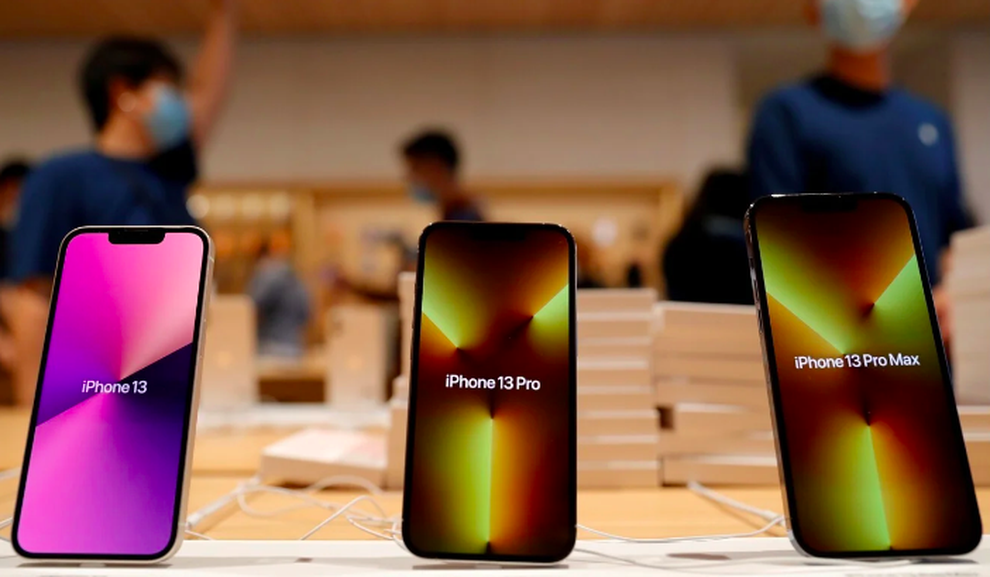 Tôi đã mất kiên nhẫn! - Khách Trung Quốc giận dữ vì chờ iPhone 13 quá lâu - 2 Tôi đã mất kiên nhẫn! - Khách Trung Quốc giận dữ vì chờ iPhone 13 quá lâu - 2