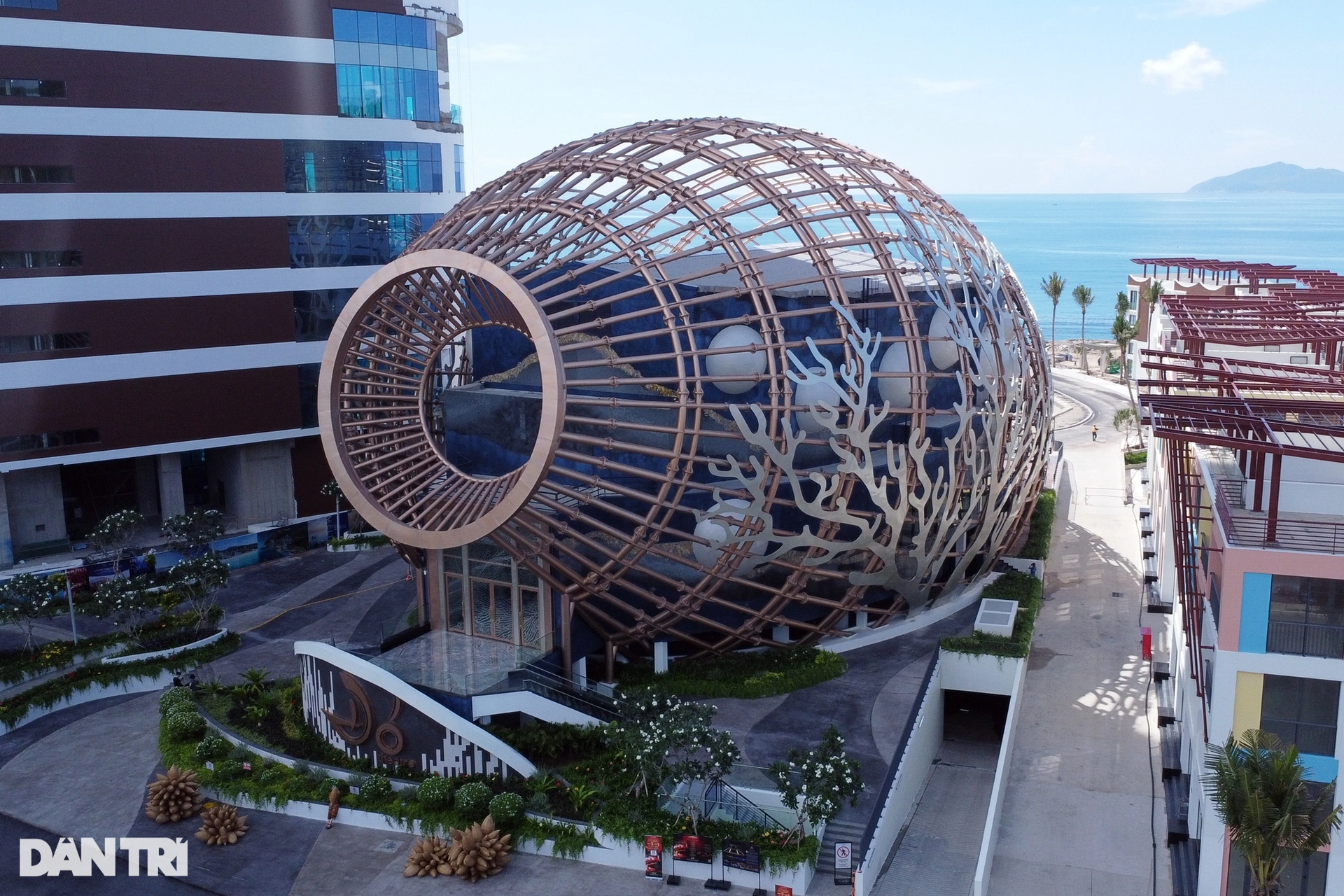 Khám phá nhà hát hình chiếc đó ở Nha Trang - 2 Khám phá nhà hát hình chiếc đó ở Nha Trang - 2