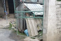 Con trai dùng dao đâm mẹ già 94 tuổi tử vong