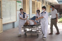 Vụ 4 xe tông liên hoàn trên cao tốc Pháp Vân - Cầu Giẽ: 18 người gặp nạn