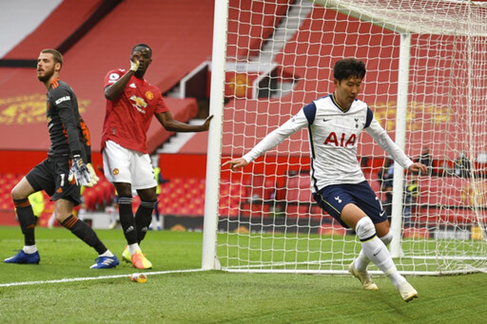 Những khoảnh khắc Man Utd bị Tottenham chà đạp tại Old Trafford - 14 Những khoảnh khắc Man Utd bị Tottenham chà đạp tại Old Trafford - 14