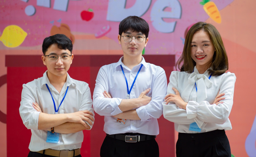 Nam sinh ĐH Công nghệ giành học bổng tiến sĩ Mỹ trước khi tốt nghiệp - 2 Nam sinh ĐH Công nghệ giành học bổng tiến sĩ Mỹ trước khi tốt nghiệp - 2