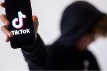 Phá đường dây buôn người trên TikTok, hơn 500 cô gái trẻ bị bán vào ổ chứa