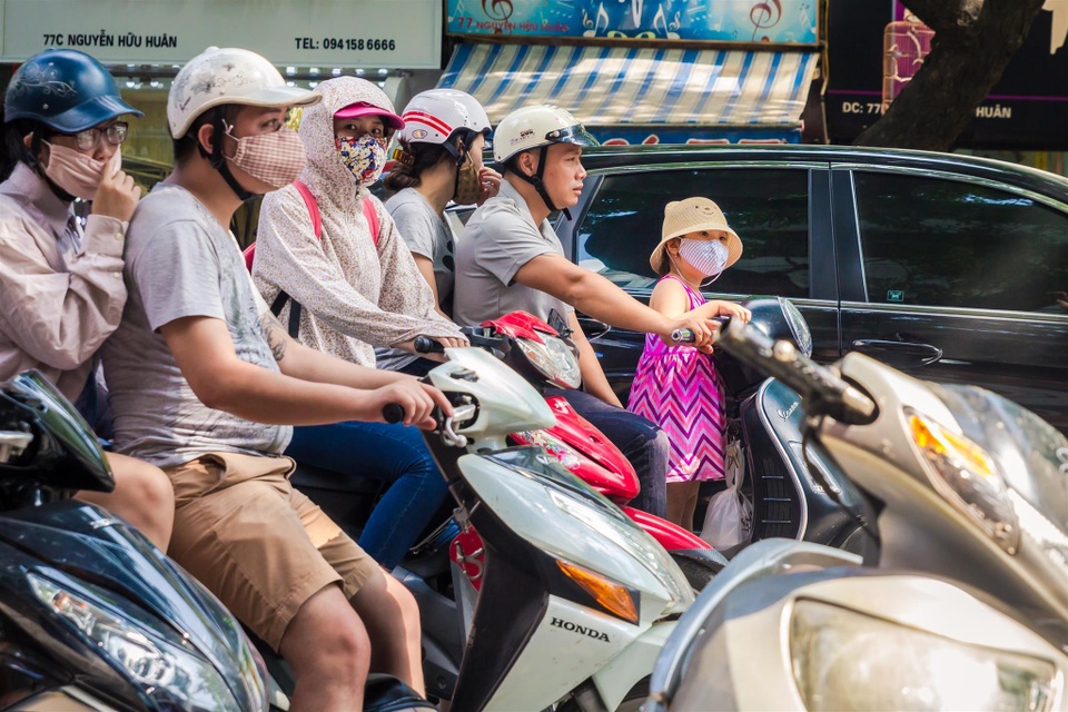 Bệnh liên quan đến bụi không khí gia tăng mạnh vào mùa Thu Đông - 1 Bệnh liên quan đến bụi không khí gia tăng mạnh vào mùa Thu Đông - 1