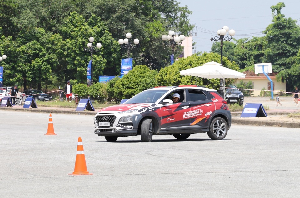 Giải ô tô thể thao Gymkhana Ninh Bình 2020 đã tìm được nhà vô địch - 3 Giải ô tô thể thao Gymkhana Ninh Bình 2020 đã tìm được nhà vô địch - 3