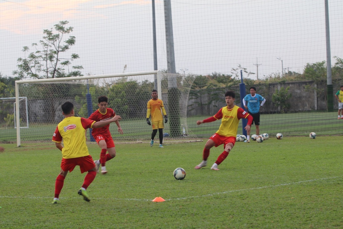 U23 Việt Nam tập buổi đầu ở Campuchia, sẵn sàng đấu Thái Lan - 2 U23 Việt Nam tập buổi đầu ở Campuchia, sẵn sàng đấu Thái Lan - 2