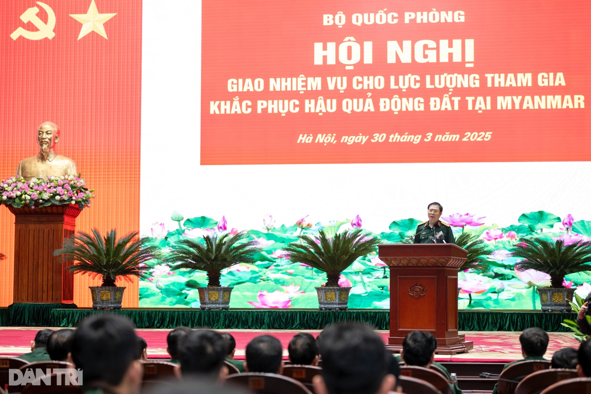 80 quân nhân Việt Nam lên đường hỗ trợ cứu nạn động đất tại Myanmar - 1 80 quân nhân Việt Nam lên đường hỗ trợ cứu nạn động đất tại Myanmar - 1