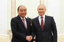 Chủ tịch nước và Tổng thống Putin trao đổi gì trong cuộc gặp gần 4 tiếng?