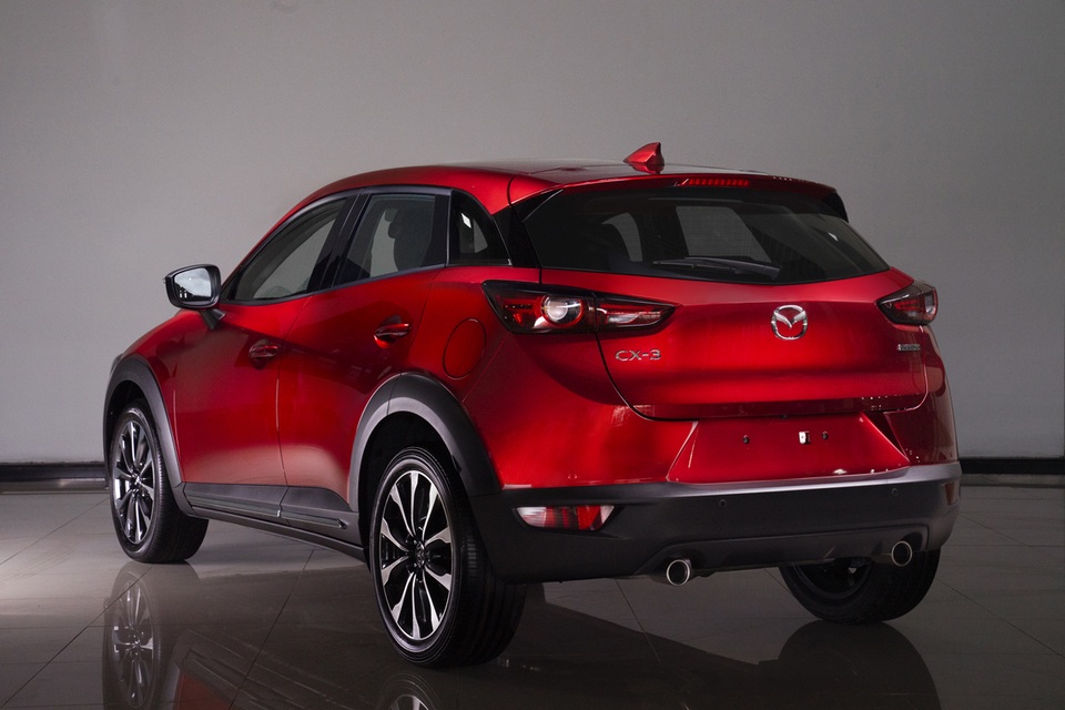Mazda CX-3 và CX-30 giá từ 629 triệu đồng - Đấu Hyundai Kona, Toyota Cross - 2