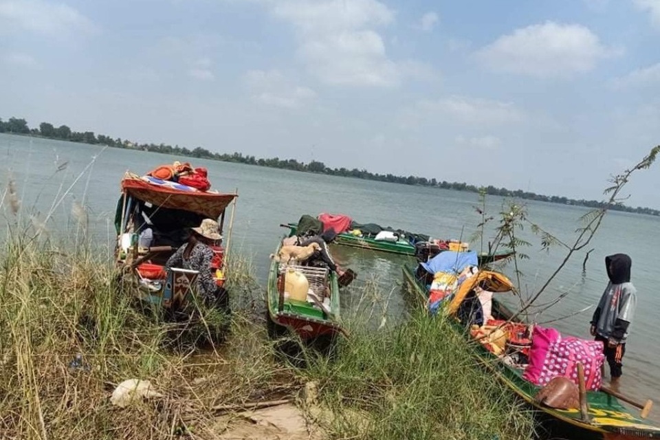 Ngăn chặn 35 người Khmer gốc Việt cố nhập cảnh trái phép từ Campuchia - 2