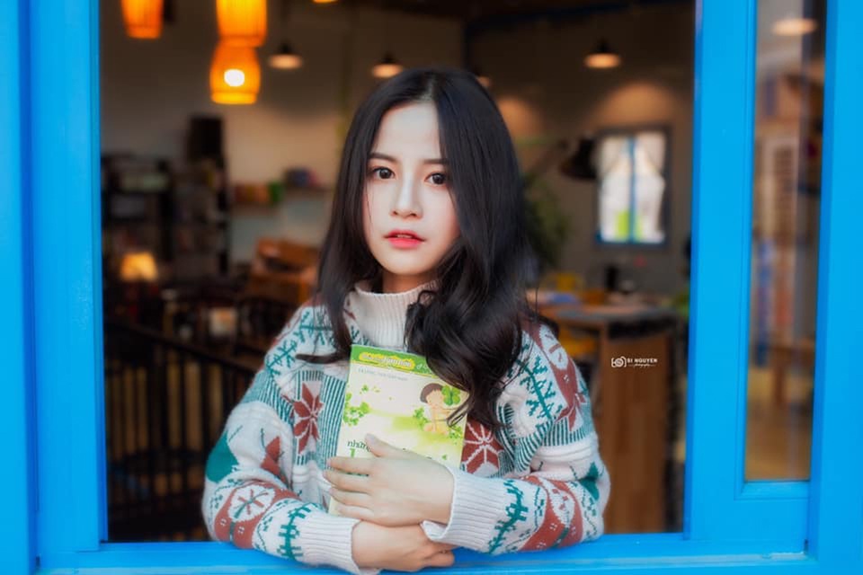 Nữ sinh xinh đẹp gây chú ý bởi nét mặt giống ca sĩ Chi Pu - 6 Nữ sinh xinh đẹp gây chú ý bởi nét mặt giống ca sĩ Chi Pu - 6