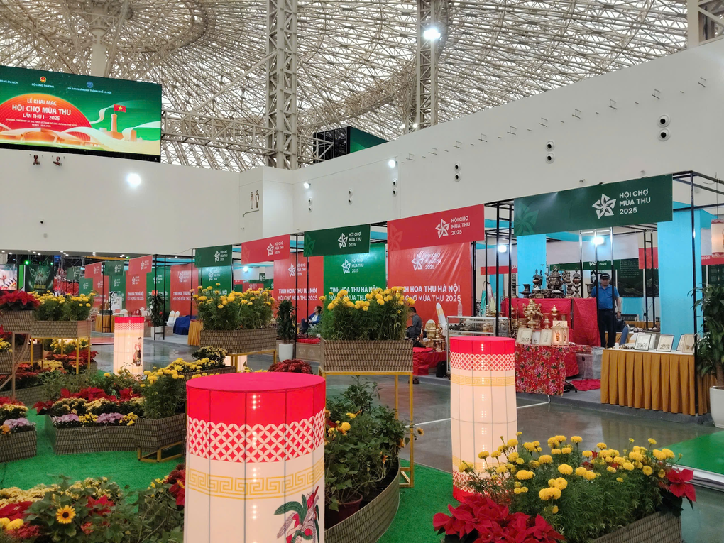 “Tinh hoa Thu Hà Nội” - Không gian nghệ thuật kết nối truyền thống và hiện đại - 1