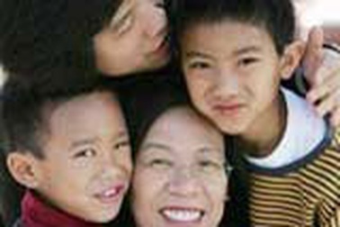 Không dễ giữ giá trị truyền thống Việt trên đất Mỹ