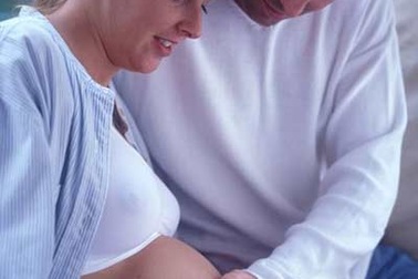 25% nam giới nghén theo vợ