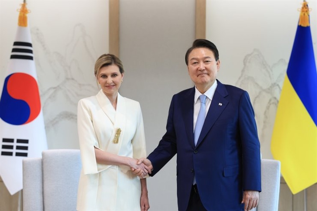 Đệ nhất phu nhân Ukraine kêu gọi Seoul tăng viện trợ quân sự phi sát thương - 1 Đệ nhất phu nhân Ukraine kêu gọi Seoul tăng viện trợ quân sự phi sát thương - 1