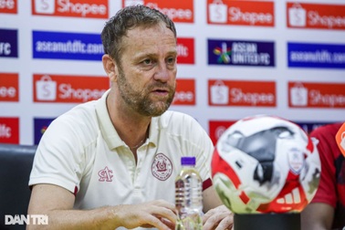 Bất ngờ rộ tin HLV Mano Polking sắp chia tay bóng đá Việt Nam