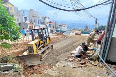 Vụ nhà thầu gây mất nước sạch: "Thần tốc" sửa chữa cấp nước lại cho dân