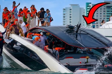 Du thuyền suýt chìm, hàng chục hot girl mặc đồ bơi gây tranh cãi khi sơ tán