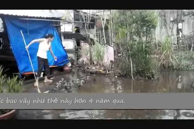 Hàng chục hộ dân TP Rạch Giá bì bõm lội nước   nhiều năm.