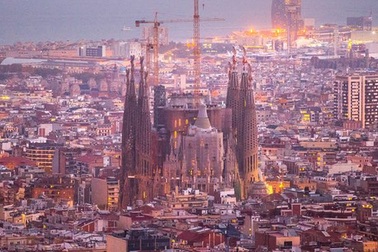 Thành phố Barcelona sẽ cấm ô tô cũ