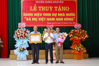 Người mẹ có 2 con liệt sỹ được truy tặng danh hiệu Mẹ Việt Nam anh hùng