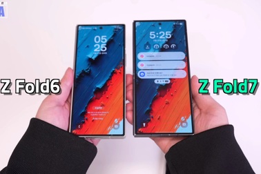 Mô hình mẫu cho thấy thiết kế siêu mỏng của Galaxy Z Fold7