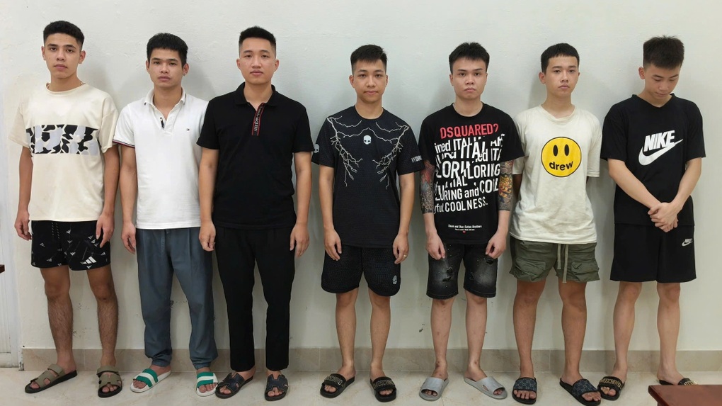 Chặt đứt đường dây cho vay lãi nặng với số tiền giao dịch gần 44 tỷ đồng - 1 Chặt đứt đường dây cho vay lãi nặng với số tiền giao dịch gần 44 tỷ đồng - 1
