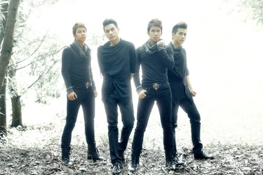 The Men hát nhạc hoa