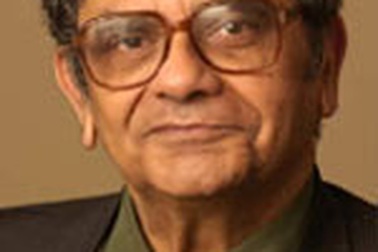 Giá nhân công giảm - toàn cầu hóa không phải là thủ phạm