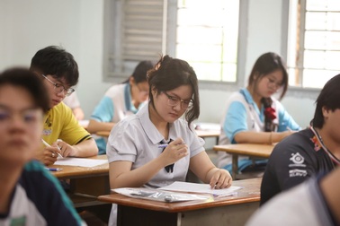 “Loạn” bách phân vị, quy đổi điểm tương đương có thật sự tương đương?