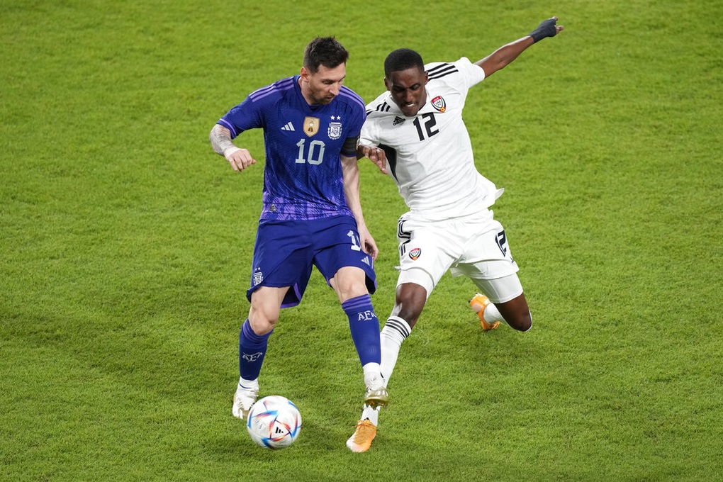 Messi và Di Maria lập công, Argentina thắng đậm UAE - 3 Messi và Di Maria lập công, Argentina thắng đậm UAE - 3