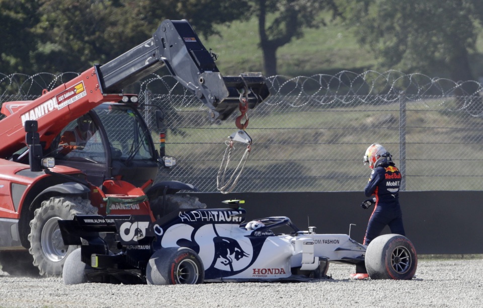 Tuscan Grand Prix 2020: Muốn bao nhiêu hỗn loạn cũng có - 10 Tuscan Grand Prix 2020: Muốn bao nhiêu hỗn loạn cũng có - 10