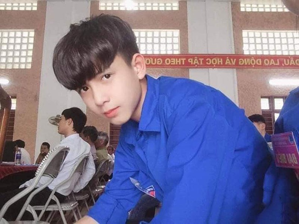 Nam sinh Bắc Giang nhảy vũ điệu “Ghen Cô Vy” gây sốt mạng - 6 Nam sinh Bắc Giang nhảy vũ điệu “Ghen Cô Vy” gây sốt mạng - 6