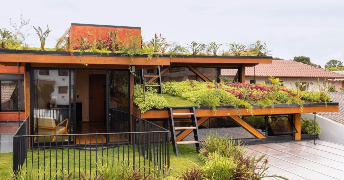 Ngôi nhà chia 2 khối, phủ xanh với 3 khu vườn trên mái xếp hình bậc thang - 8