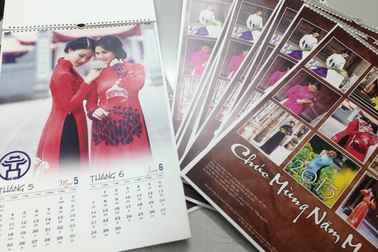 Hoa hậu Quý bà châu Á phát hành lịch về Hà Nội tại Mỹ